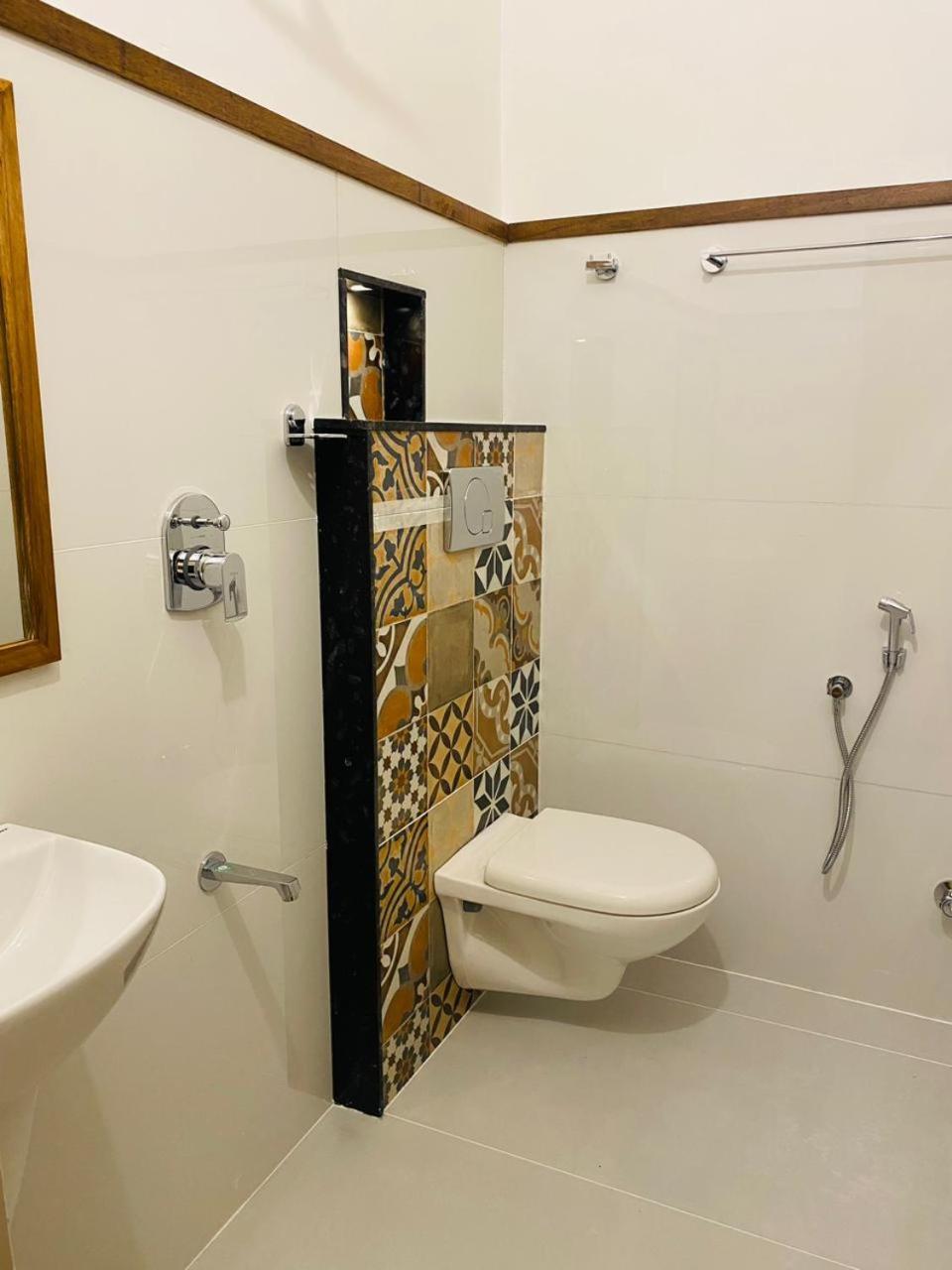 Rio Rooms Mims Calicut Exterior foto